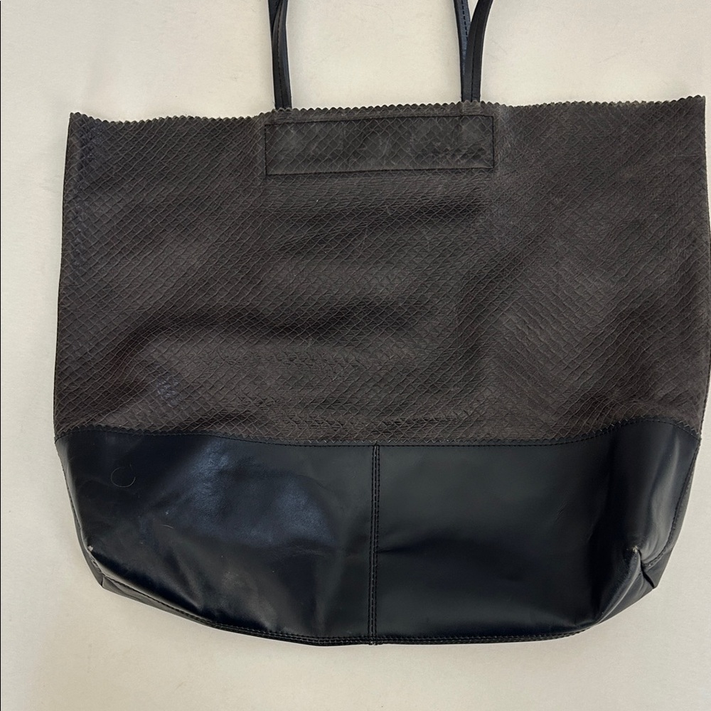 BANANA REPUBLIC Navy Blue Marcella Tote Cow Leather Handbag Laptop Soft Smooth - Picture 12 of 12